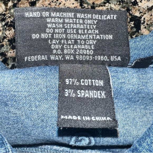 CHRISTINE ALEXANDER Denim Jacket. - Picture 4 of 4